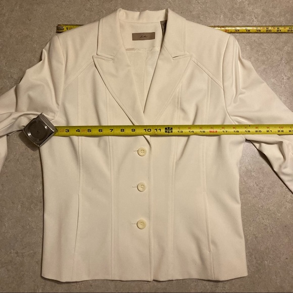 👛 Retro(2002) ivory suit (blazer/skirt) by i.e., 10 - Picture 2 of 16